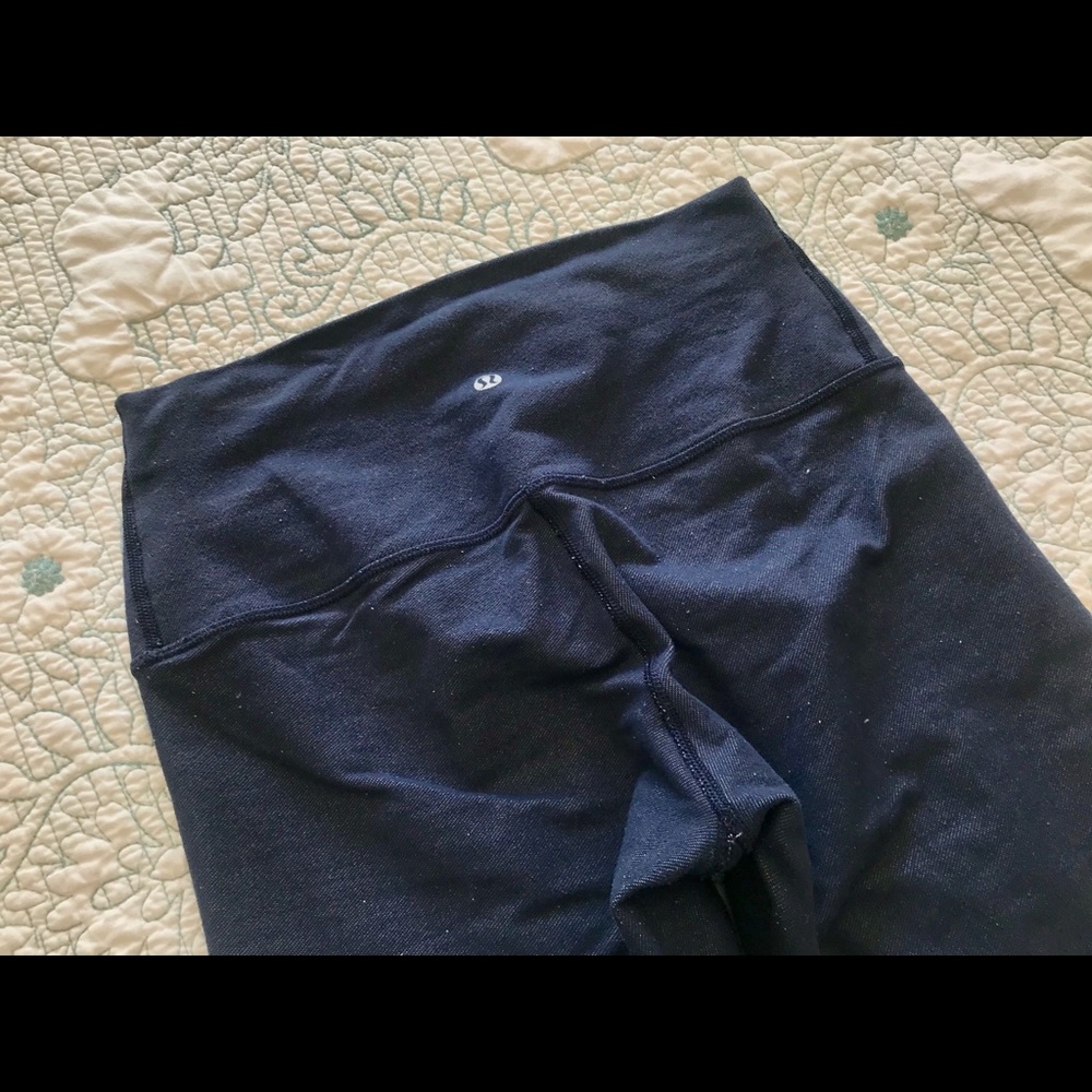 Lululemon Wunder Under High Rise Pant - size 6